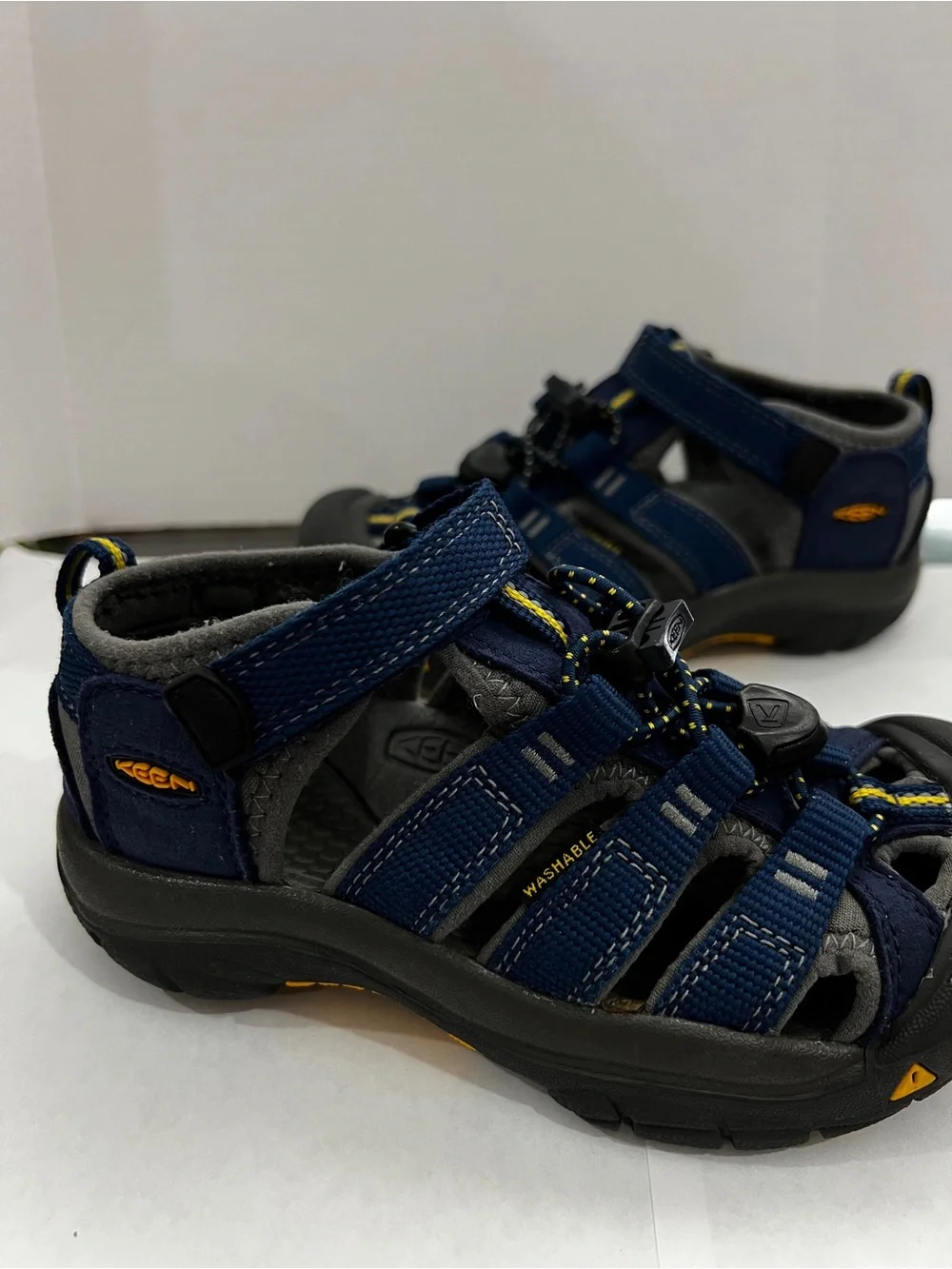 Keen Hiking water Sandal Shoes Newport H2 Navy Blue Closed-Toe Sport Size 11 T